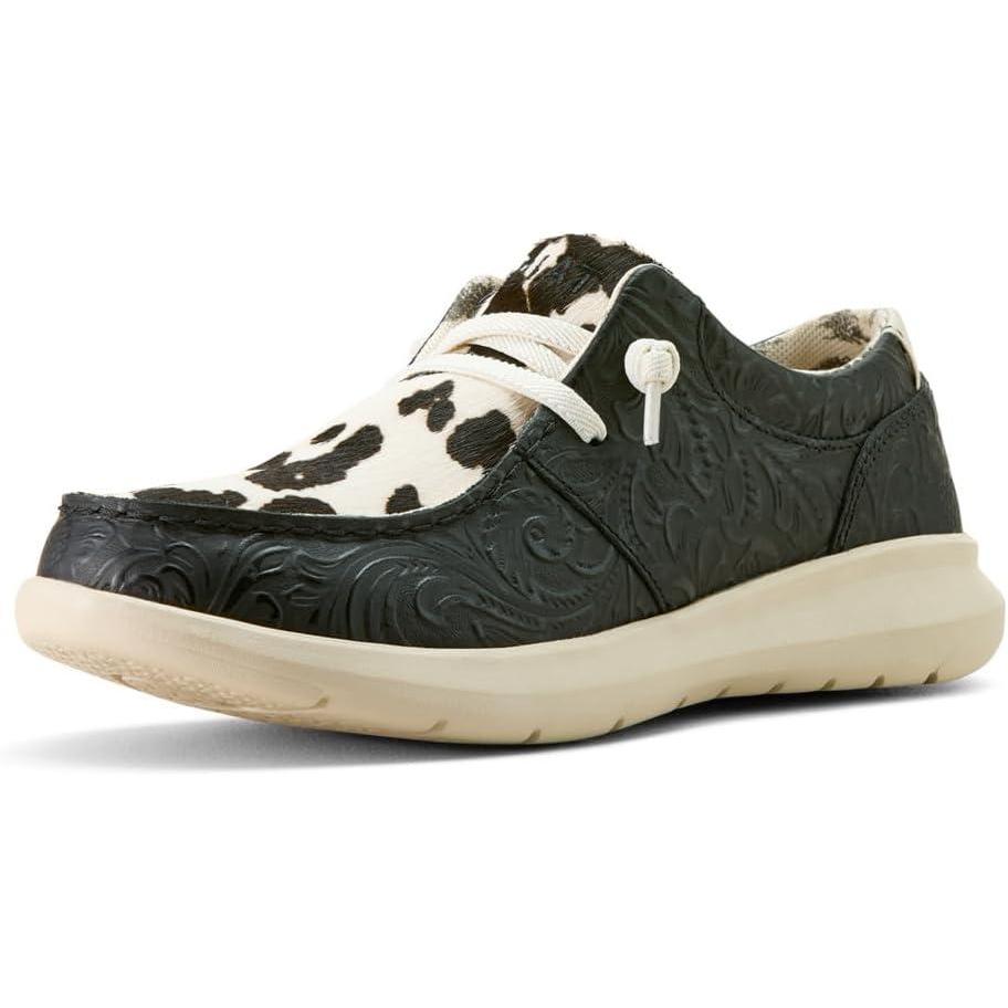 imageAriat Womens Hilo ShoeBlack Floral EmbossBlack and White Hair on