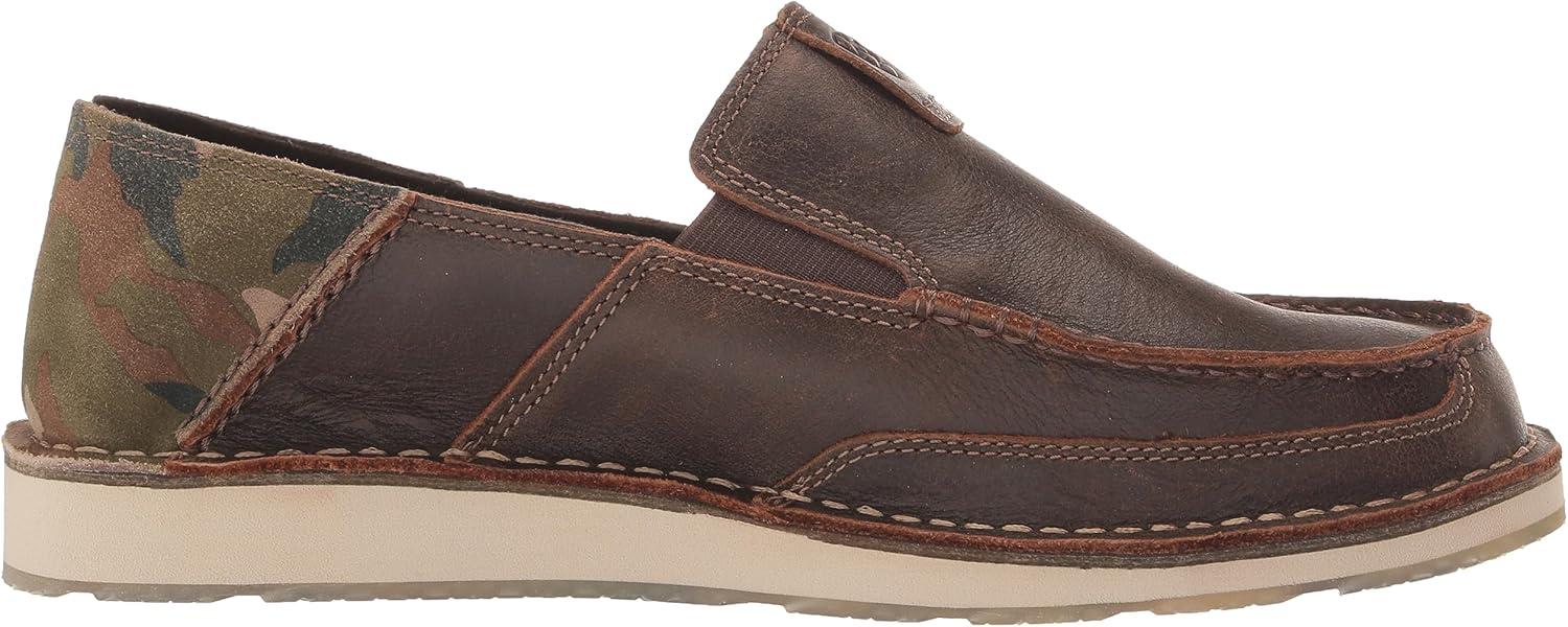 imageAriat Mens CruiserRich BrownCasually Camo